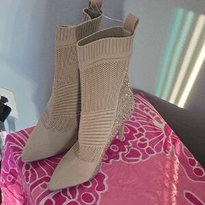 Steve Madden Beige Knit Heeled Boots